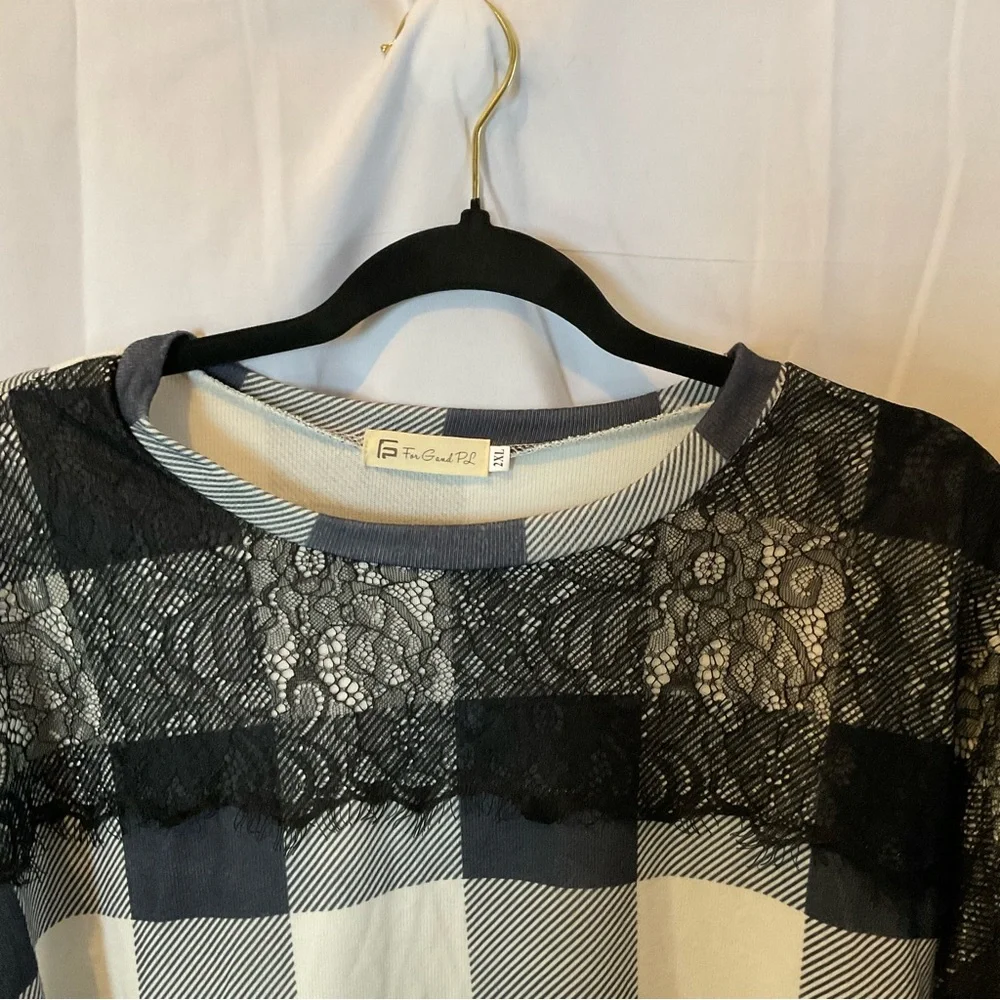 Women’s Long Sleeve White Buffalo Plaid Shirt w/Black Lace Detail Plus Size 2XL - Picture 14 of 16